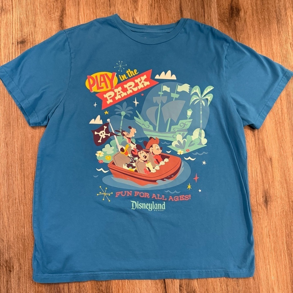 Disneyland Resort Play In the Park Mickey Pirates Caribbean Blue Shirt Adult XL